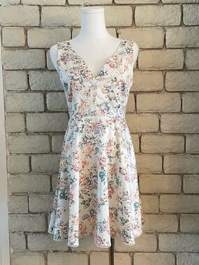 Very J Floral V-Neck Fit-and-Flare Mini Dress — Size Small